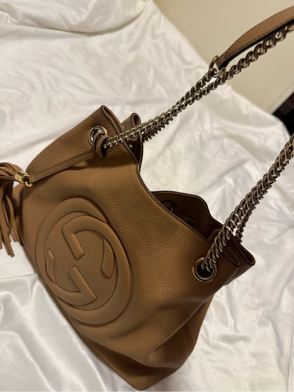 Gucci Tan Pebbled Leather Shoulder Bag with Interlocking G